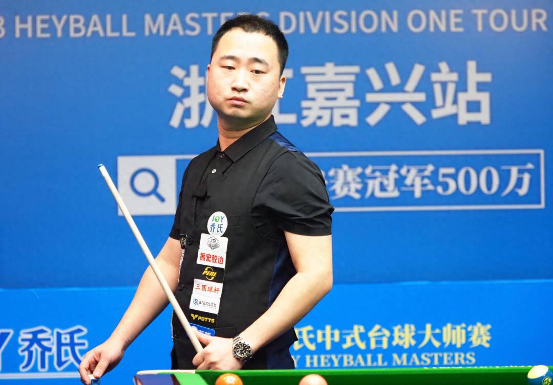 现场气氛紧 现场气氛紧